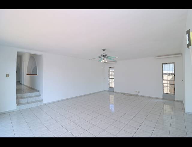4 BEDROOM HOUSE FOR SALE IN LYNDHURST